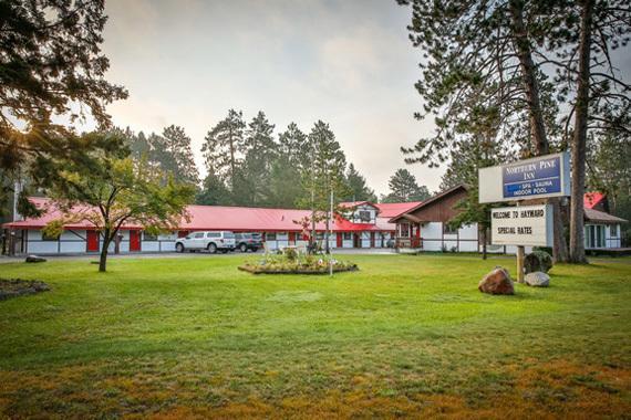 Northern Pine Inn Hayward Exterior photo